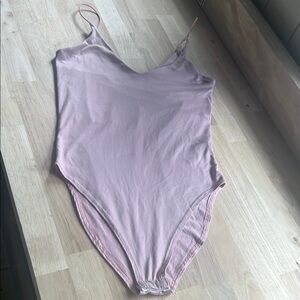 Gaze Pink Chemise Bath & Body Essential